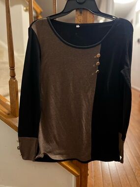 Colorblock Long-Sleeve Tee in Black and Brown with Button Detail